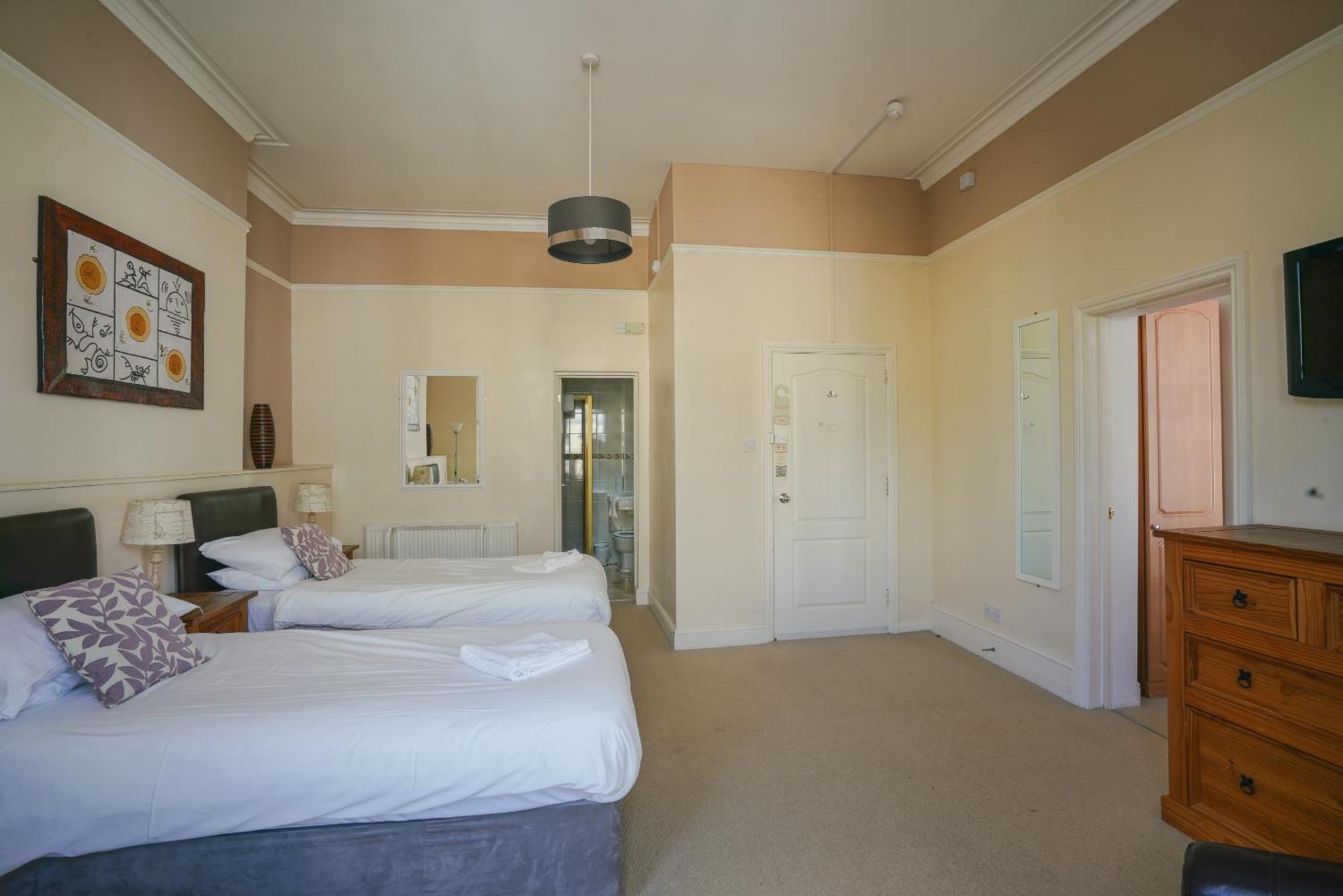 The Sheldon B&B - Free Private Parking Eastbourne Ruang foto