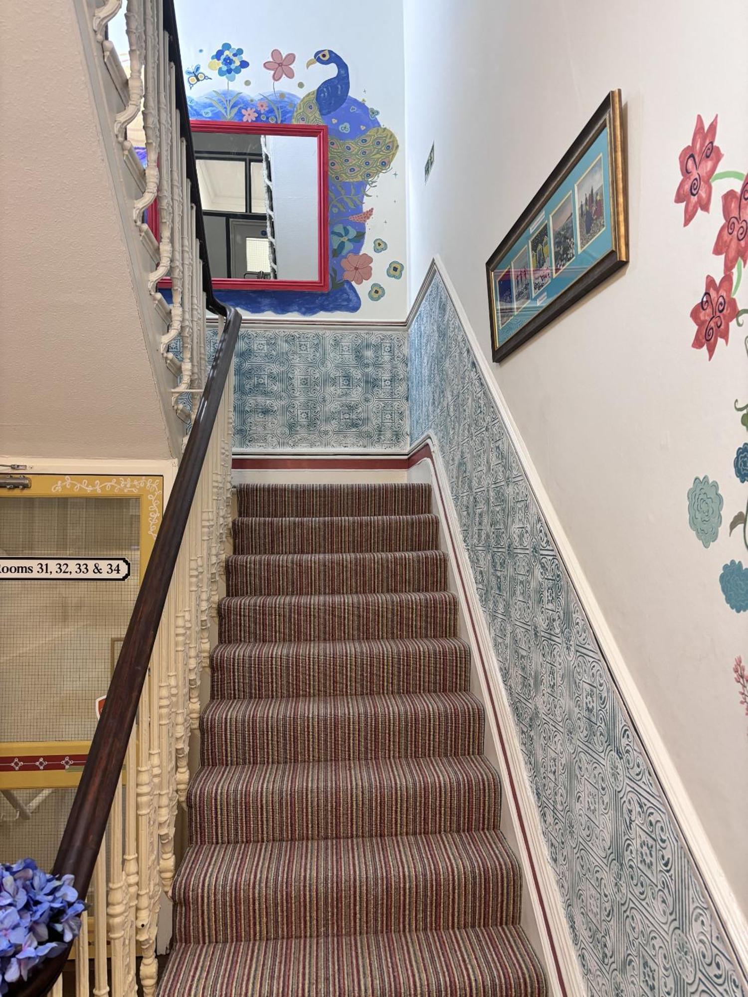 The Sheldon B&B - Free Private Parking Eastbourne Bagian luar foto